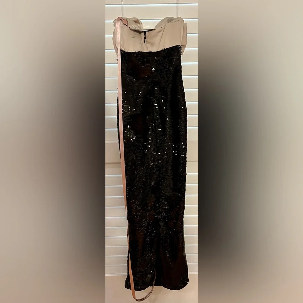 HOUSE OF CB - BLACK SEQUIN STRAPLESS BOW DRESS - Picture 11 of 15